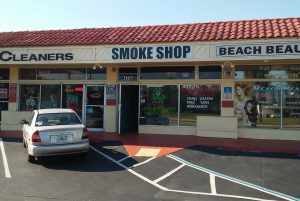 Happy Lous smoke shop in Pompano Beach, FL