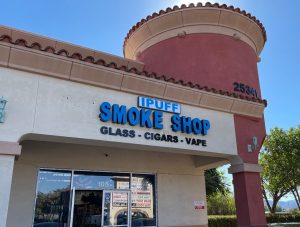Ipuff smoke shop in Murrieta, California