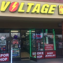 Voltage Smoke & Gifts, 4330 Clayton Rd, Concord, CA 94521