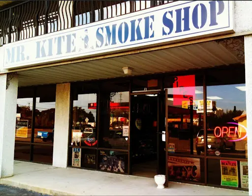 Mr. Kite Smoke Shop, 127 Harbor Blvd #7b, Destin, FL 32541, United States
