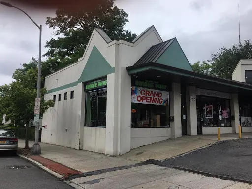 The Green House Smoke Shop, 134 North Ave, New Rochelle, NY 10801, United States