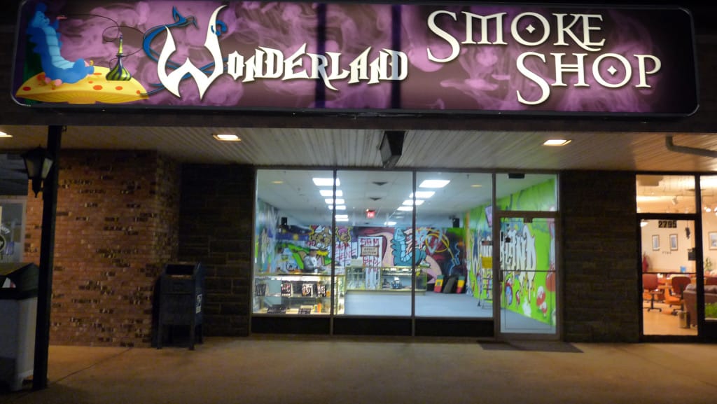 Wonderland Smoke Shop, 2793 Brunswick Pike, Lawrence Township, NJ 08648, United States