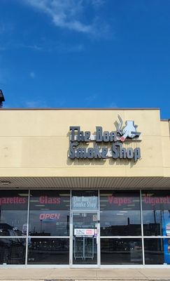 The Don Smoke Shop, 31 S Green Bay Rd, Waukegan, IL 60085, United States