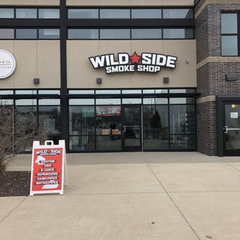 Wild Side Smoke Shop, 604 S Neil St STE 103, Champaign, IL 61820, United States