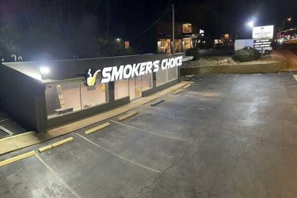 Smoker's Choice, 405 S Providence Rd, Columbia, MO 65203