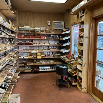HB Smoke Shop, 7194 Edinger Ave, Huntington Beach, CA 92647, United States
